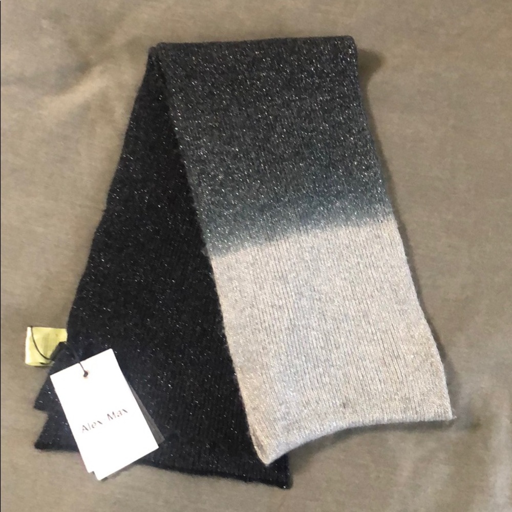Alex•Max Scarf - Picture 2 of 2